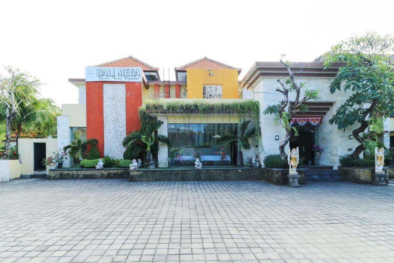 Bali Mega Hotel Jimbaran Exterior foto